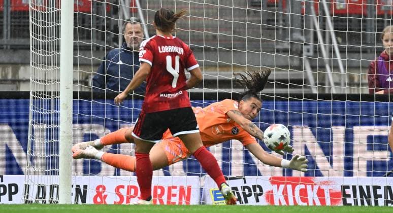 22.08.2026 - Fussball - Saison 2026 2027 - 1. Google Pixel Frauen Bundesliga - 01. Spieltag: 1. FC Nürnberg FCN ( Club Clubfrauen ) - VfL Wolfsburg - Sportfoto Zink - xwoxzix - Lourdes Carmen Romero Grzondziel (1, 1. FC Nürnberg FCN ) *** August 22, 2026 Soccer Season 2026–2027 1 Google Pixel Women s Bundesliga Matchday 1 1 FC Nuremberg (FCN) Club Women s Team VfL Wolfsburg Sports Photo Zink xwoxzix Lourdes Carmen Romero Grzondziel 1, 1 FC Nuremberg FCN