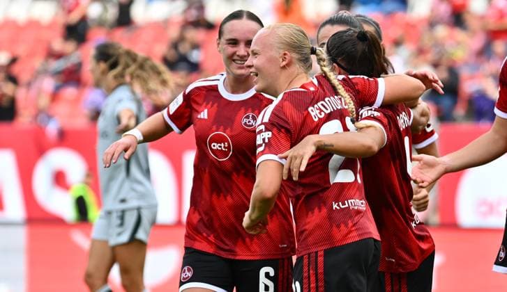 22.08.2026 - Fussball - Saison 2026 2027 - 1. Google Pixel Frauen Bundesliga - 01. Spieltag: 1. FC Nürnberg FCN ( Club Clubfrauen ) - VfL Wolfsburg - Sportfoto Zink - xwoxzix - Torjubel Jubel Freude nach Treffer Tor Torschuß zum 0:2 durch Keira Bednorz (21, 1. FC Nürnberg FCN ) - *** August 22, 2026 Soccer Season 2026–2027 1 Google Pixel Women s Bundesliga Matchday 1 1 FC Nürnberg (FCN) Club Women s Team VfL Wolfsburg Sports photo by Zink xwoxzix Goal celebration Jubilation Joy after a goal Goal shot on goal to 0–2 by Keira Bednorz, 21 , 1 FC Nuremberg (FCN)