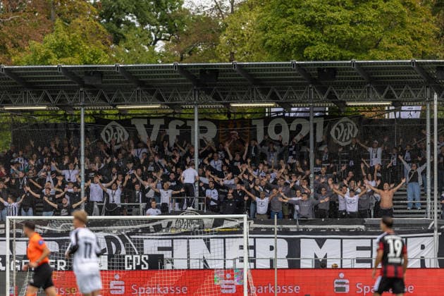 Ultras von Aalen feiern ihr Team Fans Banner, GER, VfR Aalen vs. SG Eintracht Frankfurt II, Fussball, Herren, Regionalliga Suedwest, 3. Spieltag, Spielzeit 2026 2027, 22.08.2026, DFL DFB REGULATIONS PROHIBIT ANY USE OF PHOTOGRAPHS AS IMAGE SEQUENCES AND OR QUASI-VIDEO, GER, VfR Aalen vs. SG Eintracht Frankfurt II, Fussball, Herren, Regionalliga Suedwest, 3. Spieltag, Spielzeit 2026 2027, 22.08.2026 Aalen *** Aalen ultras celebrate their team with fan banners, GER, VfR Aalen vs. SG Eintracht Frankfurt II, soccer, men s, Regionalliga Southwest, Matchday 3, 2026–2027 season, August 22, 2026, DFL and DFB regulations prohibit any use of photographs as image sequences and or quasi-video, GER, VfR Aalen vs. SG Eintracht Frankfurt II, soccer, men’s, Regionalliga Southwest, Matchday 3, 2026–2027 season, August 22, 2026, Aalen Copyright: xEibner-Pressefoto JanixPlessx EP_JPL