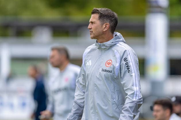 Freisteller Patrick Gloeckner (Eintracht Frankfurt II, Chef-Trainer) Blick zur Seite Fokus Mimik, GER, VfR Aalen vs. SG Eintracht Frankfurt II, Fussball, Herren, Regionalliga Suedwest, 3. Spieltag, Spielzeit 2026 2027, 22.08.2026, DFL DFB REGULATIONS PROHIBIT ANY USE OF PHOTOGRAPHS AS IMAGE SEQUENCES AND OR QUASI-VIDEO, GER, VfR Aalen vs. SG Eintracht Frankfurt II, Fussball, Herren, Regionalliga Suedwest, 3. Spieltag, Spielzeit 2026 2027, 22.08.2026 Aalen *** Close-up of Patrick Gloeckner, Eintracht Frankfurt II, Head Coach, looking to the side, facial expression in focus, GER, VfR Aalen vs. SG Eintracht Frankfurt II, Soccer, Men’s, Regionalliga Southwest, Matchday 3, 2026–2027 Season, August 22, 2026, DFL and DFB regulations prohibit any use of photographs as image sequences and or quasi-video, GER, VfR Aalen vs. SG Eintracht Frankfurt II, soccer, men’s, Regionalliga Southwest, Matchday 3, 2026–2027 season, August 22, 2026, Aalen Copyright: xEibner-Pressefoto JanixPlessx EP_JPL
