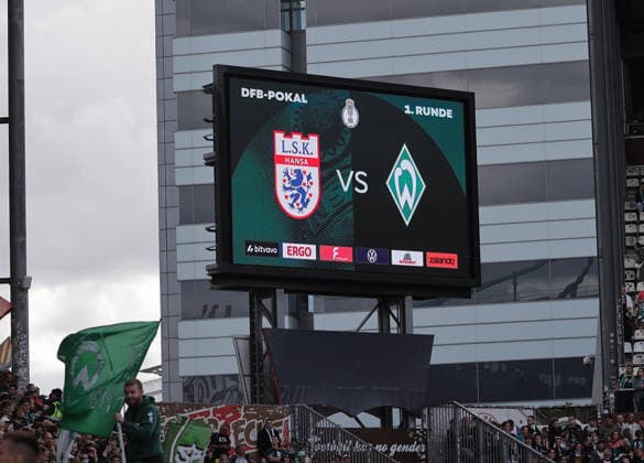 Fussball, Saison 2026 2027, Maenner, Herren, DFB Pokal, 1. Hauptrunde, Millerntor Stadion, Lueneburger SK gegen Werder Bremen DFL REGULATIONS PROHIBIT ANY USE OF PHOTOGRAPHS AS IMAGE SEQUENCES AND OR QUASI-VIDEO. *** Soccer, 2026–2027 Season, Men, Men s, DFB Cup, First Round, Millerntor Stadium, Lüneburger SK vs. Werder Bremen DFL REGULATIONS PROHIBIT ANY USE OF PHOTOGRAPHS AS IMAGE SEQUENCES AND OR QUASI-VIDEO