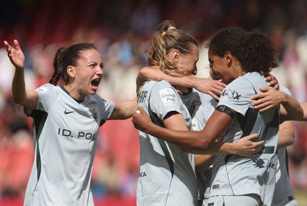 Zicai Cora Torjubel 2-2 , 1.FC Nürnberg-Wolfsburg , Google-Pixel Frauen Bundesliga , , Fußball , in dem Max Morlock Stadion in Nürnberg , Bayern , Deutschland . August 22 , 2026 . Photo by: Davide Elias IPA Photo Pressefoto DENL Copyright: xDavidexEliasx