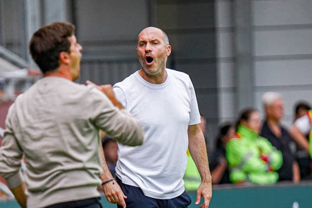 Deutschland: Fussball Saison 2026 2027 , DFB-Pokal Runde 1 1. Runde , SV Wehen Wiesbaden vs. Bayer Leverkusen - Brita-Arena (Wiesbaden) : Daniel Scherning (Trainer, SV Wehen Wiesbaden) Mimik, Gesichtsausdruck, Emotion Wiesbaden Brita-Arena Deutschland Germany *** Germany Soccer Season 2026–2027, DFB Cup Round 1, SV Wehen Wiesbaden vs. Bayer Leverkusen, Brita Arena, Wiesbaden, Daniel Scherning (Coach), SV Wehen Wiesbaden, facial expressions, emotions, Wiesbaden, Brita Arena, Germany Copyright: xBennetxLongx