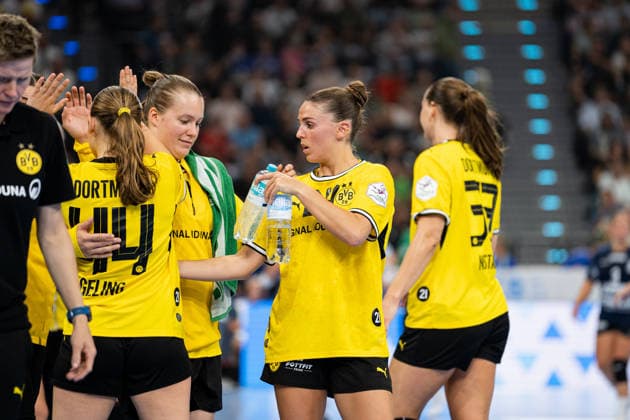 HSG Blomberg-Lippe (GER) vs. Borussia Dortmund (GER), Handball, 1. Handball Bundesliga Frauen, Rexel Supercup 2026, Saison 2026 2027, Muenchen, 22.08.2026 Ona Vegue (Borussia Dortmund, 24) nach der ersten Halbzeit Muenchen SAP Garden Deutschland *** HSG Blomberg Lippe (GER) vs. Borussia Dortmund (GER), Handball, Women s Handball Bundesliga 1, Rexel Super Cup 2026, 2026–2027 Season, Munich, August 22, 2026, Ona Vegue, Borussia Dortmund, 24 points after the first half, Munich SAP Garden, Germany