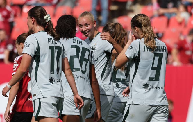 Peddemors Ella Torjubel 2-8 , 1.FC Nürnberg-Wolfsburg , Google-Pixel Frauen Bundesliga , , Fußball , in dem Max Morlock Stadion in Nürnberg , Bayern , Deutschland . August 22 , 2026 . Photo by: Davide Elias IPA Photo Pressefoto DENL Copyright: xDavidexEliasx