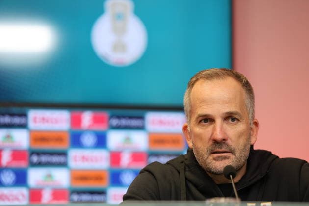 Trainer Manuel Baum (FC Augsburg) Fussball DFB-Pokal 1. Hauptrunde 2026 2027 FC Energie Cottbus - FC Augsburg *** Coach Manuel Baum, FC Augsburg, Soccer, DFB Cup, First Round, 2026–2027, FC Energie Cottbus, FC Augsburg