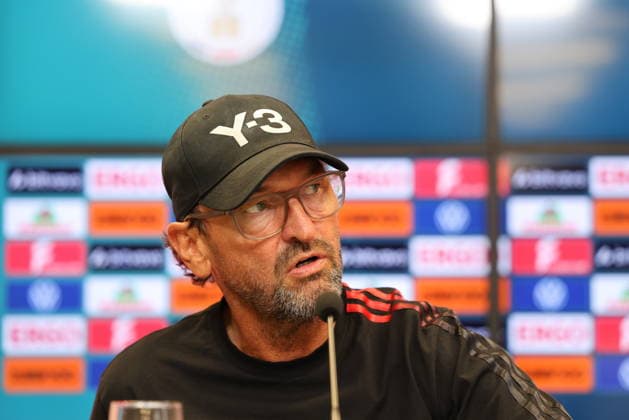 Trainer Claus-Dieter Wollitz (Energie Cottbus) Fussball DFB-Pokal 1. Hauptrunde 2026 2027 FC Energie Cottbus - FC Augsburg *** Coach Claus Dieter Wollitz, Energie Cottbus Soccer, DFB Cup, First Round, 2026–2027, FC Energie Cottbus vs. FC Augsburg