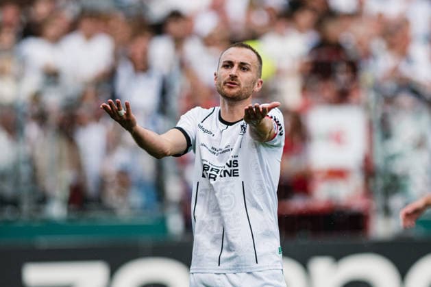 DFB-Pokal: Lüneburger SK - SV Werder Bremen, 22.08.2026 Marian Andre Kunze (Lüneburger SK Hansa, 10); Fußball, DFB-Pokal, 1. Runde: Lüneburger SK vs. SV Werder Bremen am 22.08.2026 im Millerntor-Stadion, Hamburg DFB REGULATIONS PROHIBIT ANY USE OF PHOTOGRAPHS AS IMAGE SEQUENCES AND OR QUASI-VIDEO. *** DFB Cup: Lüneburger SK vs. SV Werder Bremen, August 22, 2026; Marian Andre Kunze; Lüneburger SK vs. Hansa, 10; Soccer; DFB Cup; First Round: Lüneburger SK vs. SV Werder Bremen on August 22, 2026, at Millerntor Stadium, Hamburg. DFB regulations prohibit any use of photographs as image sequences and or quasi-video. Copyright: xBEAUTIFULxSPORTS Tonhäuserx