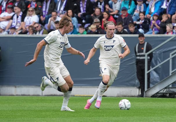 22.08.2026, eins Erzgebirgsstadion, Aue, GER, DFB Pokal, Erzgebirge Aue vs TSG Hoffenheim , Wouter Burger (Hoffenheim), Patrick Wimmer (Hoffenheim) (Photo by Hasan Bratic DeFodi Images) - *** August 22, 2026, Erzgebirgsstadion, Aue, GER, DFB Cup, Erzgebirge Aue vs. TSG Hoffenheim, Wouter Burger (Hoffenheim), Patrick Wimmer (Hoffenheim). Photo by Hasan Bratic, DeFodi Images