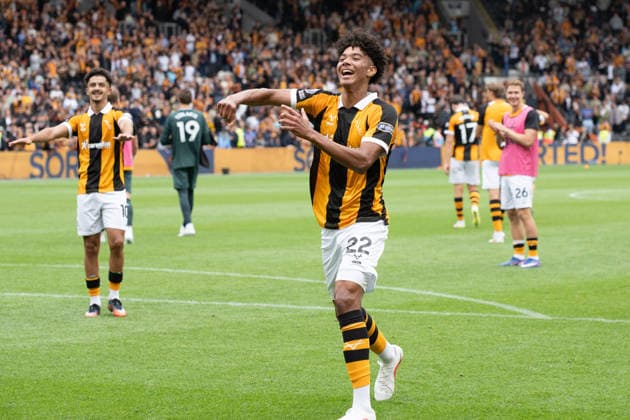 Hull City v Manchester United, ManU Premier League Lucas Herrington of Hull City following the Premier League match between Hull City and Manchester United at the MKM Stadium, Hull. 22 08 2026 UK Newspapers OUT Copyright: xMattxWilkinsonx FIL-23804-0157