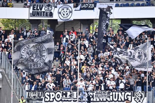 Fußball DFB-Pokal 1. Runde MSV Duisburg - SV Elversberg am 22.08.2026 in der Schauinsland-Reisen-Arena in Duisburg Fanblock fans SV Elversberg DFB regulations prohibit any use of photographs as image sequences and or quasi-video. *** Soccer: DFB Cup, First Round—MSV Duisburg vs. SV Elversberg on August 22, 2026, at the Schauinsland Reisen Arena in Duisburg. SV Elversberg fan section. DFB regulations prohibit any use of photographs as image sequences and or quasi-video. xRx