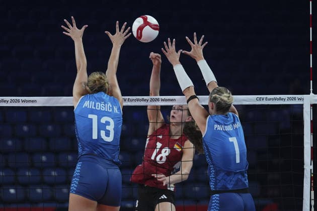 Germany v Slovenia - CEV Women s European Volleyball Championship ISTANBUL, TURKIYE - AUGUST 22: Germany s Leana Grozer (18) in action against Slovenia s Nika Milosic (13) during their Pool A opening match of the 2026 CEV Women s European Volleyball Championship at Sinan Erdem Sports Hall in Istanbul, Turkiye, on August 22, 2026. Bunyamin Celik Anadolu Istanbul Turkey. Editorial use only. Please get in touch for any other usage.  Copyright: x2026xAnadoluxBunyaminxCelikx