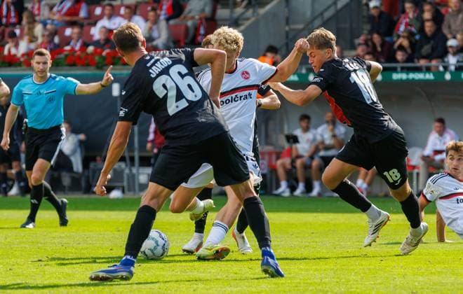 22.08.2026 - Fussball - Saison 2026 2027 - DFB Pokal Vereinspokal - 01. Runde: Viktoria Köln - 1. FC Nürnberg Nuernberg FCN ( Club ) - Sportfoto Zink DaMa - xdaxmax - regulations prohibit any use of photographs as image sequences and or quasi-video - Tor Treffer Torschuß zum 0:1 - Torschütze Piet Scobel (19, 1. FC Nürnberg FCN ) *** August 22, 2026 Soccer Season 2026–2027 DFB Cup Club Cup First Round Viktoria Cologne 1 FC Nuremberg Nuremberg FCN Club Sports Photo Zink DaMa xdaxmax regulations prohibit any use of photographs as image sequences and or quasi-video Goal Treshot on goal for the 0–1; goal scorer: Piet Scobel, 19; 1. FC Nuremberg (FCN)