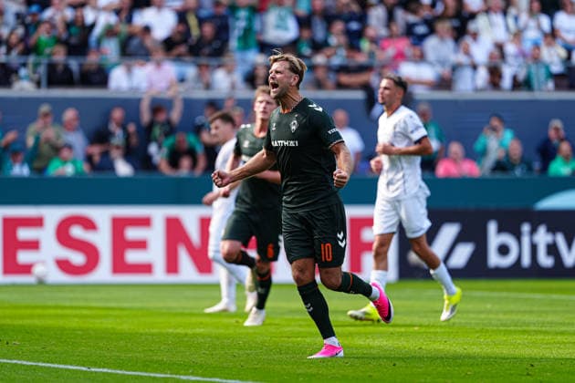 Torjubel nach Tor zum 0:2 per Elfmeter Strafstoss Niclas Füllkrug (SV Werder Bremen, 10) GER, Lüneburger SK Hansa vs. SV Werder Bremen, Fußball, DFB-Pokal, 1. Runde, Saison 2026 2027, 22.08.2026 GER, Lüneburger SK Hansa vs. SV Werder Bremen, Fußball, DFB-Pokal, 1. Runde, Saison 2026 2027, 22.08.2026 Hamburg *** Goal celebration after Niclas Füllkrug scored the 0–2 goal on a penalty kick for SV Werder Bremen, August 10, 2026, Lüneburger SK Hansa vs. SV Werder Bremen, soccer, DFB Cup, 1st round, 2026–2027 season, August 22, 2026, Germany, Lüneburger SK Hansa vs. SV Werder Bremen, Soccer, DFB Cup, First Round, 2026–2027 Season, August 22, 2026, Hamburg Copyright: xEibner-Pressefoto MarcelxvonxFehrnx EP_MFN