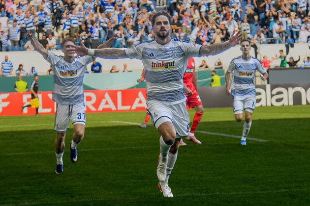 Lex Tyger Lobinger (Duisburg 9) jubelt nach dem Tor zum 1:1 22.08.2026 ¢ Fussball ¢ MSV Duisburg vs SV Elversberg ¢ DFB-Pokal, Schauinsland-Reisen-Arena, Duisburg, DFB DFL REGULATIONS PROHIBIT ANY USE OF PHOTOGRAPHS AS IMAGE SEQUENCES AND OR QUASI-VIDEO NRW Germany *** Lex Tyger Lobinger of Duisburg 9 celebrates after scoring a goal on 1 1 22 08 2026 ¢ Soccer ¢ MSV Duisburg vs. SV Elversberg ¢ DFB Cup, Schauinsland Reisen Arena, Duisburg, DFB DFL REGULATIONS PROHIBIT ANY USE OF PHOTOGRAPHS AS IMAGE SEQUENCES AND OR QUASI-VIDEO NRW Germany Copyright: xpepphotox xHorstxMauelshagenx pep00321, pep_20260822_hm