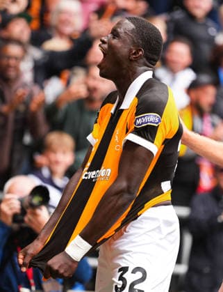 Hull City v Manchester United, ManU Premier League Nobel Mendy of Hull City celebrates scoring his sides second goal during the Premier League match at the MKM Stadium, Hull 22 08 2026 UK Newspapers OUT Copyright: xMikexMartinx FIL-23813-0177