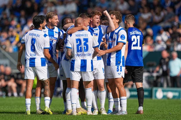 22.08.2026, xydrx, Fußball, DFB Pokal, 1. FC Saarbrücken - Hertha BSC, Saison 2026 2027, Ludwigsparkstadion: Torjubel nach dem Tor zum 1:0 für Hertha BSC SC durch Torschütze Paul Seguin (Hertha BSC, 30) zusammen mit Jon Dagur Thorsteinsson (Hertha BSC, 23) und Sebastian Groenning Andersen (Hertha BSC, 17) DFB regulations prohibit any use of photographs as image sequences and or quasi-video. *** August 22, 2026, xydrx, Soccer, DFB Cup, 1. FC Saarbrücken vs. Hertha BSC, 2026–2027 season, Ludwigsparkstadion: Goal celebration after Hertha BSC SC’s 1–0 goal scored by Paul Seguin (Hertha BSC, 30), along with Jon Dagur Thorsteinsson (Hertha BSC, 23) and Sebastian Groenning Andersen (Hertha BSC, 17. DFB regulations prohibit any use of photographs as image sequences and or quasi-video Copyright: HMBxMedia YannisxDreimann