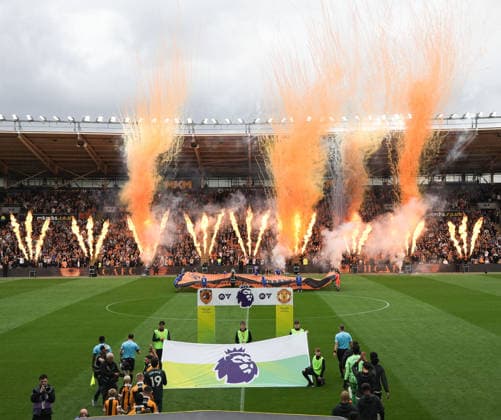 Hull City v Manchester United, ManU Premier League Fireworks greet the players as the enter the pitch before the Premier League match at the MKM Stadium, Hull 22 08 2026 UK Newspapers OUT Copyright: xMikexMartinx FIL-23813-0178
