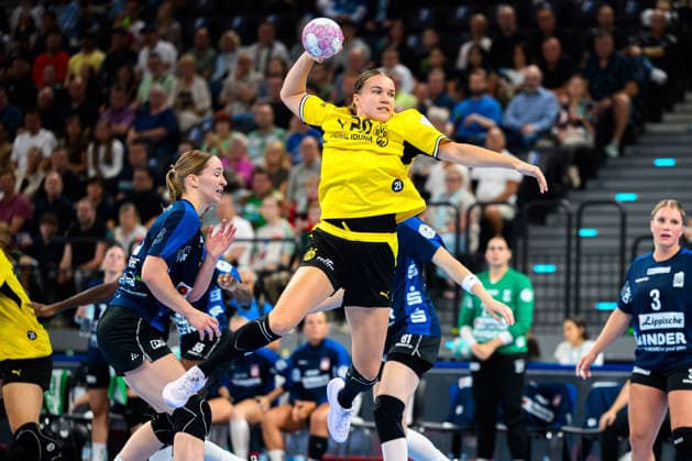 Muenchen: HBF Super Cup 2026 - HSG Blomberg-Lippe - Borussia Dortmund Merel Freriks (Dortmund) Muenchen SAP Garden Bayern Deutschland *** Munich Central Station Super Cup 2026 HSG Blomberg Lippe Borussia Dortmund Merel Freriks Dortmund Munich SAP Garden Bavaria Germany