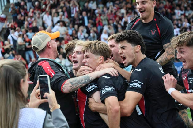 KOELN, GERMANY - AUGUST 22, 2026: Meiko Sponsel (Viktoria Koeln, 19) celebrates his 1:1 goal with teammates during the DFB-Cup match between Viktoria Koeln vs. 1. FC Nuernberg at the Sportpark Hoehenberg on August 22, 2026 in Koeln, Germany. DFL REGULATIONS PROHIBIT ANY USE OF PHOTOGRAPHS AS IMAGE SEQUENCES AND OR QUASI-VIDEO. Nordrhein-Westfalen Germany Copyright: xAxelxKohringx