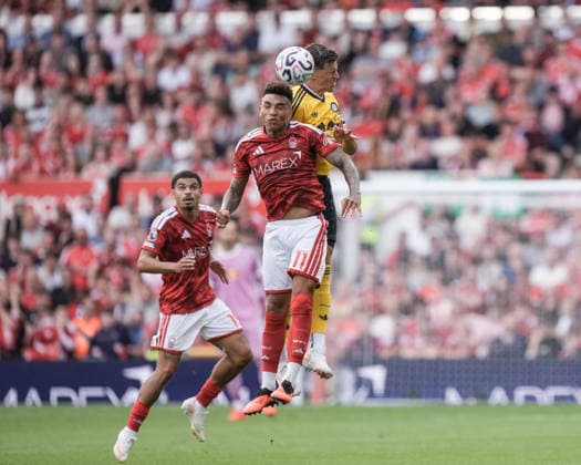 Premier League: Nottingham Forest v Leeds United Igor Jesus of Nottingham Forest and Tarik MuharemoviÄ‡ of Leeds United battle for the ball during the Premier League match Nottingham Forest vs Leeds United at City Ground, Nottingham, United Kingdom on 22 August 2026 (Photo by Maynard Manyowa News Images) Nottingham City Ground Nottinghamshire United Kingdom Copyright: xMaynardxManyowa NewsxImagesx
