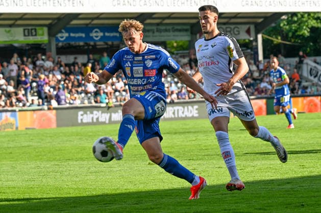SOCCER - BL, Altach vs Hartberg ALTACH,AUSTRIA,22.AUG.26 - SOCCER - ADMIRAL Bundesliga, SCR Altach vs TSV Hartberg. Image shows hFabian Wilfinger (Hartberg) and Srdan Hrstic (Altach).  GEPAxpictures xOliverxLerch