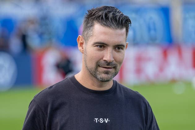 Alper Kayabunar (Chef-Trainer, TSV 1860 Muenchen) Portrait Portraet GER, TSV 1860 Muenchen vs. Holstein Kiel, Fussball, DFB-Pokal, 1. Runde, Saison 2026 2027, 22.08.2026. (DFL DFB REGULATIONS PROHIBIT ANY USE OF PHOTOGRAPHS as IMAGE SEQUENCES and or QUASI-VIDEO). Foto: HMB Media Heike Feiner *** Alper Kayabunar, Head Coach, TSV 1860 Munich, Portrait, GER, TSV 1860 Munich vs. Holstein Kiel, Soccer, DFB Cup, 1st Round, 2026–2027 Season, August 22, 2026 DFL and DFB regulations prohibit any use of photographs as image sequences and or quasi-video. Photo: HMB Media, Heike Feiner Copyright: HMBxMedia HeikexFeiner