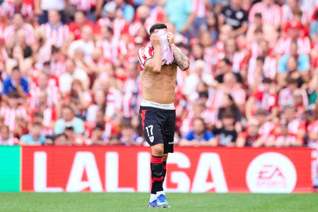 August 22, 2026, Bilbao, Vizcaya, SPAIN: Yuri Berchiche of Athletic Club reacts during the LaLiga EA Sports match between Athletic Club and Sevilla FC at San Mames on August 22, 2026, in Bilbao, Spain. Bilbao SPAIN - ZUMAa181 20260822_zaa_a181_119 Copyright: xRicardoxLarreinax