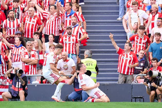 August 22, 2026, Bilbao, Vizcaya, SPAIN: Joaquin Martinez Oso of Sevilla FC celebrates after scoring the team s first goal during the LaLiga EA Sports match between Athletic Club and Sevilla FC at San Mames on August 22, 2026, in Bilbao, Spain. Athletic Club V Sevilla FC - LaLiga EA Sports  - ZUMAa181 20260822_zaa_a181_123 Copyright: xRicardoxLarreinax