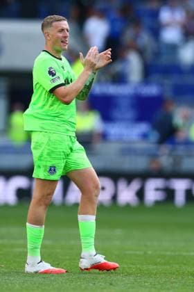 Jordan Pickford of Everton at the end of the match Everton v Crystal Palace, Premier League Football, Football, Hill Dickinson Stadium, Liverpool, UK - 22 Aug 2026Liverpool Hill Dickinson Stadium United Kingdom EDITORIAL USE ONLY No use with unauthorised audio, video, data, fixture lists, club league logos or live services. Online in-match use limited to 120 images, no video emulation. No use in betting, games or single club league player publications.  Copyright: xPaulxCurrie Shutterstockx 17111730cu