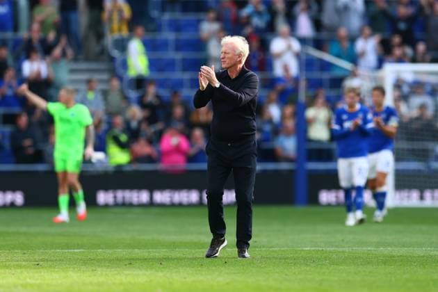 Everton manager David Moyes at the end of the match Everton v Crystal Palace, Premier League Football, Football, Hill Dickinson Stadium, Liverpool, UK - 22 Aug 2026Liverpool Hill Dickinson Stadium United Kingdom EDITORIAL USE ONLY No use with unauthorised audio, video, data, fixture lists, club league logos or live services. Online in-match use limited to 120 images, no video emulation. No use in betting, games or single club league player publications.  Copyright: xPaulxCurrie Shutterstockx 17111730cr