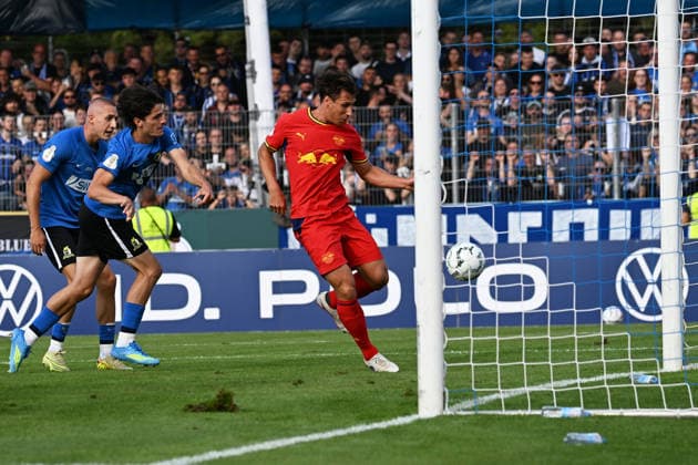 22.08.2026, xjhx, Fussball DFB Pokal 1.Runde, Eintracht Trier - RB Leipzig v.l. Willi Orban (RB Leipzig) Torschuetze, erzielt das Tor, Treffer, scores the goal 0:2 Trier *** August 22, 2026, xjhx, Soccer, DFB Cup First Round, Eintracht Trier vs. RB Leipzig, Willi Orban (RB Leipzig) goal scorer, scores the goal, 0–2 Trier