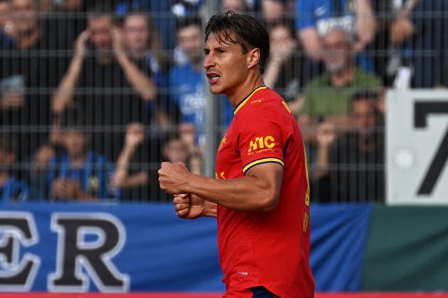 22.08.2026, xjhx, Fussball DFB Pokal 1.Runde, Eintracht Trier - RB Leipzig v.l. Torjubel nach dem Tor zum celebrating the goal celebrate 0:2 durch Willi Orban (RB Leipzig) Trier *** August 22, 2026, xjhx, Soccer, DFB Cup First Round, Eintracht Trier vs. RB Leipzig – Goal celebration after Willi Orban scored the 0-2 goal for RB Leipzig against Trier