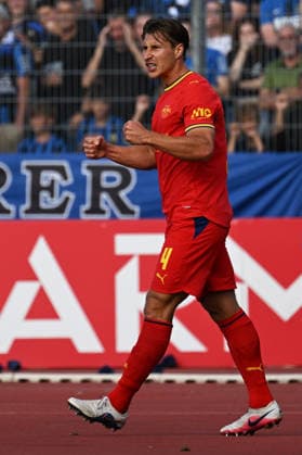 22.08.2026, xjhx, Fussball DFB Pokal 1.Runde, Eintracht Trier - RB Leipzig v.l. Torjubel nach dem Tor zum celebrating the goal celebrate 0:2 durch Willi Orban (RB Leipzig) Trier *** August 22, 2026, xjhx, Soccer, DFB Cup First Round, Eintracht Trier vs. RB Leipzig – Goal celebration after Willi Orban scored the 0-2 goal for RB Leipzig against Trier