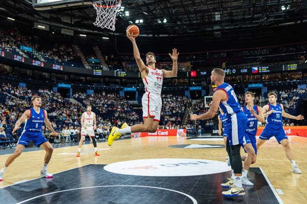 Basketball Hamburg 22.08.2026 Turkish Airlines Supercup 2026 Spiel um Platz 3 Türkei (TUR) - Tschechien (CZE) Omer Faruk Yurtseven (Türkei, No.77) *** Basketball Hamburg, August 22, 2026 Turkish Airlines Supercup 2026 Third-Place Game Turkey TUR Czech Republic CZE Omer Faruk Yurtseven, Turkey, No. 77