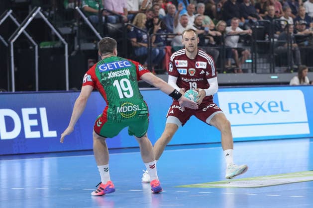 22.08.2026, xgox, Handball, Rexel Supercup 2026, SC Magdeburg - Füchse Berlin, v.l. Elvar Orn Jonsson (Magdeburg, 19) Mathias Gidsel (Berlin, 19) München *** August 22, 2026, xgox, Handball, 2026 Rexel Super Cup, SC Magdeburg vs. Füchse Berlin, from left: Elvar Orn Jonsson (Magdeburg), 19 Mathias Gidsel (Berlin), 19 Munich