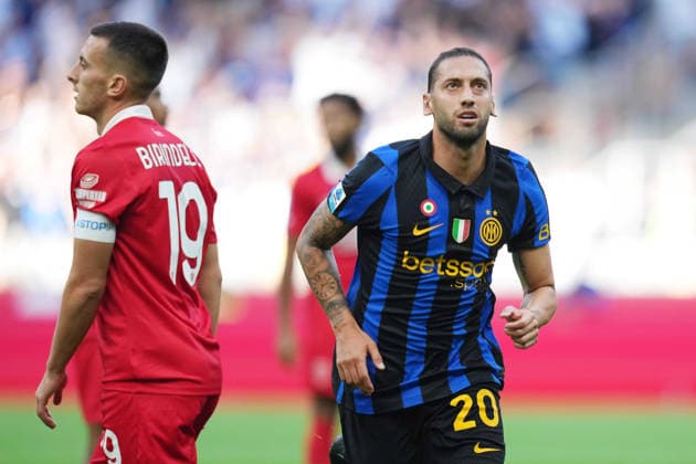 Inter Milan s Hakan Calhanoglu celebrates after scoring 1-0 during the Serie A soccer match between Fc Inter and Monza the San Siro Stadium in Milan, north Italy - August 21 , 2026. - Soccer  Copyright: xSpada LaPressex