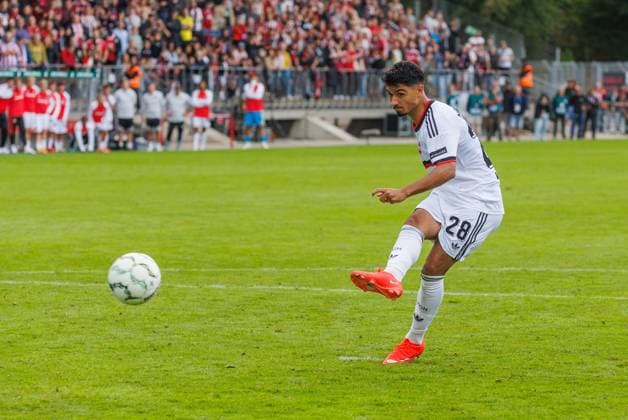 22.08.2026 - Fussball - Saison 2026 2027 - DFB Pokal Vereinspokal - 01. Runde: Viktoria Köln - 1. FC Nürnberg Nuernberg FCN ( Club ) - Sportfoto Zink DaMa - xdaxmax - regulations prohibit any use of photographs as image sequences and or quasi-video - Can Yahya Moustfa (28, 1. FC Nürnberg FCN ) mit Tor Torschuss im Elfmeterschießen - letzter Schütz des FCN *** August 22, 2026 Soccer Season 2026–2027 DFB Cup Club Cup Round 1 Viktoria Cologne 1 FC Nuremberg Nuremberg FCN Club Sports Photo Zink DaMa xdaxmax Regulations prohibit any use of photographs as image sequences and or quasi-video. Can Yahya Moustfa 28, 1. FC Nürnberg (FCN) with a goal and a shot on goal in the penalty shootout; FCN’s last shooter