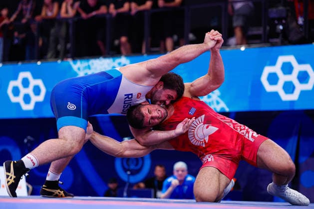 U20 World Championships 97kg FS - Rodion Sanakoev (RUS) df. Nikolaos Karavanos (GRE) *** U20 World Championships, 97 kg Freestyle: Rodion Sanakoev (RUS) defeated Nikolaos Karavanos (GRE) Copyright: xKostadinxAndonovx