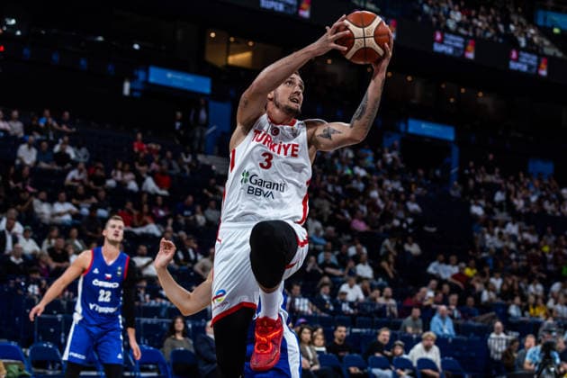 22.08.2026, GER, Turkish Airlines Supercup 2026, Hamburg, Spiel um Platz 3, Türkei-Tschechien Yigitcan Saybir ( 3 Tuerkei) Hamburg Barclays Arena Hamburg Deutschland *** August 22, 2026, GER, 2026 Turkish Airlines Super Cup, Hamburg, Third-Place Match, Turkey vs. Czech Republic, Yigitcan Saybir 3, Turkey, Hamburg, Barclays Arena, Hamburg, Germany