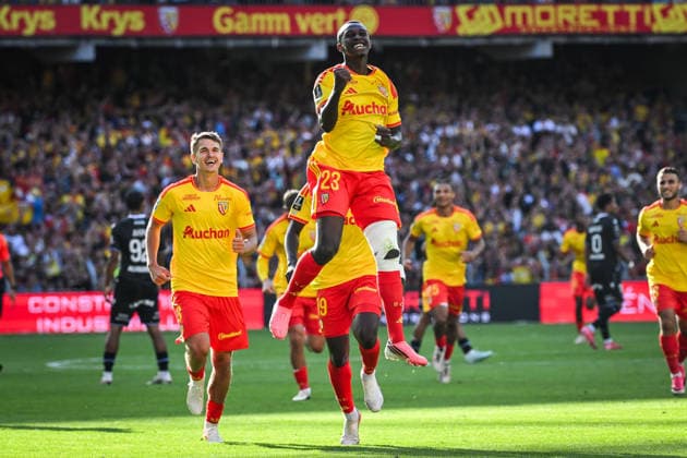 August 22, 2026, Lens, France, France: Saud ABDULHAMID of Lens celebrate his goal with teammates during the Ligue 1 match between RC Lens and AJ Auxerre at Bollaert-Delelis Stadium on August 22, 2026 in Lens, France. RC Lens V AJ Auxerre - Ligue 1  - ZUMAm308 20260822_zsp_m308_011 Copyright: xMatthieuxMirvillex