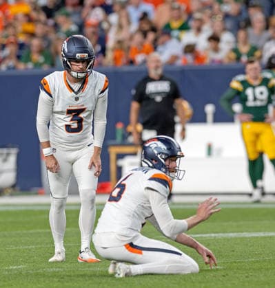 August 22, 2026, Denver, Colorado, USA: Broncos PK WIL LUTZ readies to kick a FG during the 1st. Half at Empower Field at Mile High Friday evening. Packers beat the Broncos in Pre-Season 33-13. Credit Image: ZUMA Press Wire) Denver USA - ZUMAav4_ 20260822_zaf_av4_007 Copyright: xHectorxAcevedox