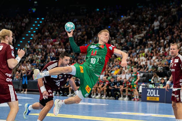 Fuechse Berlin (GER) vs SC Magdeburg (GER), Handball, 1. Handball Bundesliga Herren, Rexel Supercup 2026, Saison 2026 2027, Muenchen, 22.08.2026 Gisli Kristjansson (SC Magdeburg, 10) im Torwurf Muenchen SAP Garden Deutschland *** Fuechse Berlin GER vs. SC Magdeburg GER, Handball, Men s Handball Bundesliga 1, 2026 Rexel Supercup, 2026–2027 Season, Munich, August 22, 2026, Gisli Kristjansson (SC Magdeburg), 10 goals scored, Munich SAP Garden, Germany