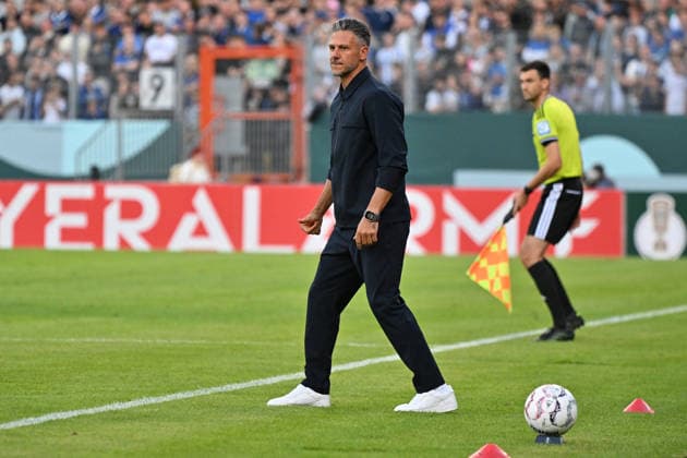 22.08.2026, xjhx, Fussball DFB Pokal 1.Runde, Eintracht Trier - RB Leipzig v.l. Trainer Coach Martin Demichelis (RB Leipzig) Trier *** August 22, 2026, xjhx, Soccer, DFB Cup, First Round, Eintracht Trier vs. RB Leipzig, Head Coach Martin Demichelis, RB Leipzig, Trier