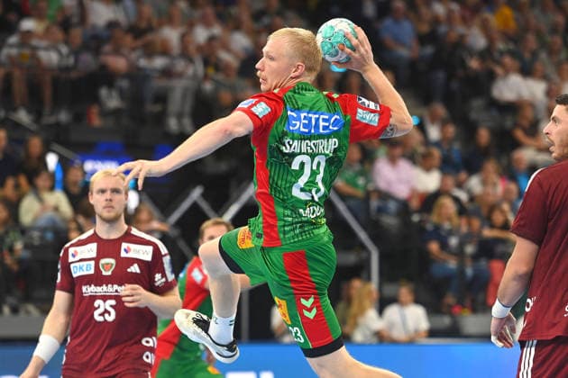Torwurf Magnus SAUGSTRUP (SC Magdeburg), Aktion, Handball Rexel Super Cup 2026 der Maenner SC Magdeburg vs. Fuechse Berlin am 22.08.2026 SAP GARDEN Muenchen. *** Goal by Magnus SAUGSTRUP, SC Magdeburg; Action; Men s Rexel Super Cup 2026 Handball Match: SC Magdeburg vs. Füchse Berlin on August 22, 2026, at SAP GARDEN, Munich