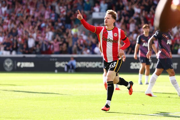 London, England, 22nd August 2026. Keane Lewis-Potter of Brentford celebrates after scoring to make it 1-0 during the Brentford vs Tottenham Hotspur Premier League match at Gtech Community Stadium, London. Picture credit should read: Paul Terry Sportimage EDITORIAL USE ONLY. No use with unauthorised audio, video, data, fixture lists, club league logos or live services. Online in-match use limited to 120 images, no video emulation. No use in betting, games or single club league player publications. SPI_018_PT_Brentford_Tottenham SPI-4927-0018