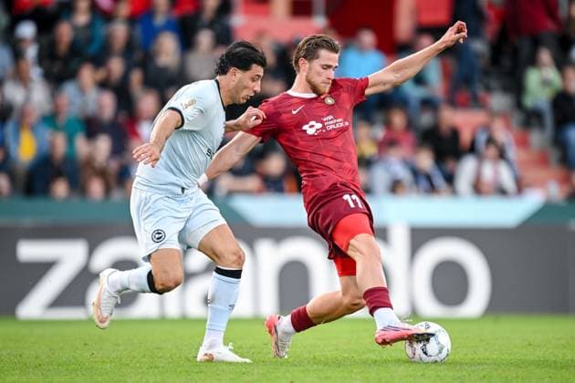 Stefano Russo (Arminia Bielefeld) und Tim Rossmann (SG Sonnenhof Grossaspach) im Zweikampf waehrend des DFB-Pokal 1 Runde Spiels zwichen SG Sonnenhof Grossaspach v Arminia Bielefeld, Wir machen Druck Arena am 22. August 2026 in Grossaspach, Deutschland. (Foto von Harry Langer DeFodi Images) +++ Stefano Russo (Arminia Bielefeld) und Tim Rossmann (SG Sonnenhof Grossaspach) battle for the ball during the DFB-Pokal 1 Runde match between SG Sonnenhof Grossaspach v Arminia Bielefeld at Wir machen Druck Arena on August 22, 2026 in Grossaspach, Germany. (Photo by Harry Langer DeFodi Images) (Photo by Harry Langer DeFodi Images) DFB DFL REGULATIONS PROHIBIT ANY USE OF PHOTOGRAPHS AS IMAGE SEQUENCES AND OR QUASI-VIDEO. - *** Stefano Russo of Arminia Bielefeld and Tim Rossmann of SG Sonnenhof Grossaspach battle for the ball during the DFB Cup first-round match between SG Sonnenhof Grossaspach and Arminia Bielefeld at the Wir machen Druck Arena on August 22, 2026, in Grossaspach, Germany. Photo by Harry Langer, DeFodi Images. Stefano Russo of Arminia Bielefeld and Tim Rossmann of SG Sonnenhof Grossaspach battle for the ball during the DFB Cup first-round match between SG Sonnenhof Grossaspach and Arminia Bielefeld at the Wir machen Druck Arena on August 22, 2026 in Grossaspach, Germany. Photo by Harry Langer, DeFodi Images. Photo by Harry Langer, DeFodi Images. DFB and DFL regulations prohibit any use of photographs as image sequences and or quasi-video.