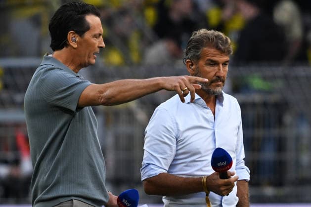 22.08.2026, xsltx, Fussball Franz Beckenbauer Supercup 2026, Borussia Dortmund - FC Bayern München v.l. Karl-Heinz Kalle Riedle und Sebastian Hellmann (SKY) (DFL DFB REGULATIONS PROHIBIT ANY USE OF PHOTOGRAPHS as IMAGE SEQUENCES and or QUASI-VIDEO) Dortmund *** August 22, 2026, xsltx, Soccer Franz Beckenbauer Super Cup 2026, Borussia Dortmund vs. FC Bayern Munich, featuring Karl-Heinz Kalle Riedle and Sebastian Hellmann, SKY, DFL, DFB. REGULATIONS PROHIBIT ANY USE OF PHOTOGRAPHS AS IMAGE SEQUENCES AND OR QUASI-VIDEO, Dortmund