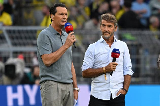22.08.2026, xsltx, Fussball Franz Beckenbauer Supercup 2026, Borussia Dortmund - FC Bayern München v.l. Karl-Heinz Kalle Riedle und Sebastian Hellmann (SKY) (DFL DFB REGULATIONS PROHIBIT ANY USE OF PHOTOGRAPHS as IMAGE SEQUENCES and or QUASI-VIDEO) Dortmund *** August 22, 2026, xsltx, Soccer Franz Beckenbauer Super Cup 2026, Borussia Dortmund vs. FC Bayern Munich, featuring Karl-Heinz Kalle Riedle and Sebastian Hellmann, SKY, DFL, DFB. REGULATIONS PROHIBIT ANY USE OF PHOTOGRAPHS AS IMAGE SEQUENCES AND OR QUASI-VIDEO, Dortmund