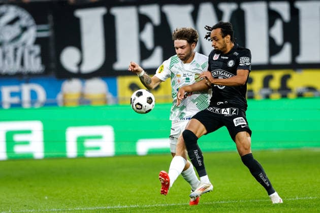 SOCCER - BL, Sturm vs A.Lustenau GRAZ,AUSTRIA,22.AUG.26 - SOCCER - ADMIRAL Bundesliga, SK Sturm Graz vs SC Austria Lustenau. Image shows Dominik Weixelbraun (A.Lustenau) and Emran Gamal Marwan Soglo (Sturm).  GEPAxpictures xJamesxDoak